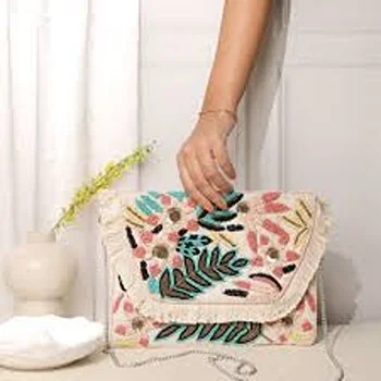 Beautiful Embroidary Purse for ladies Trendy Embroidered Bags3-3905571-9517.webp